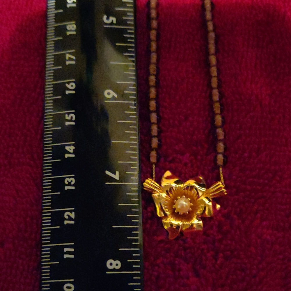 Monet Flower Necklace - Picture 4 of 8